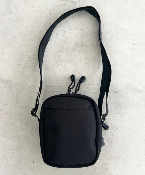 THE NORTH FACE(ザ・ノースフェイス)/長さ調整可能 軽量 ワンポイント ショルダー クロス ミニバッグ/STANDARD CROSS BAG S | IM1254073 | ブラック