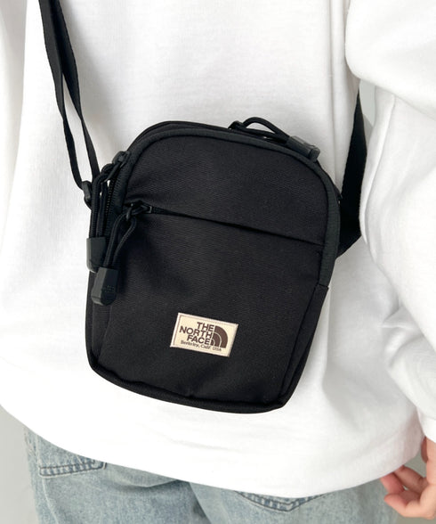 THE NORTH FACE(ザ・ノースフェイス)/長さ調整可能 軽量 ワンポイント ショルダー クロス ミニバッグ/STANDARD CROSS BAG S | IM1254073 | ブラック
