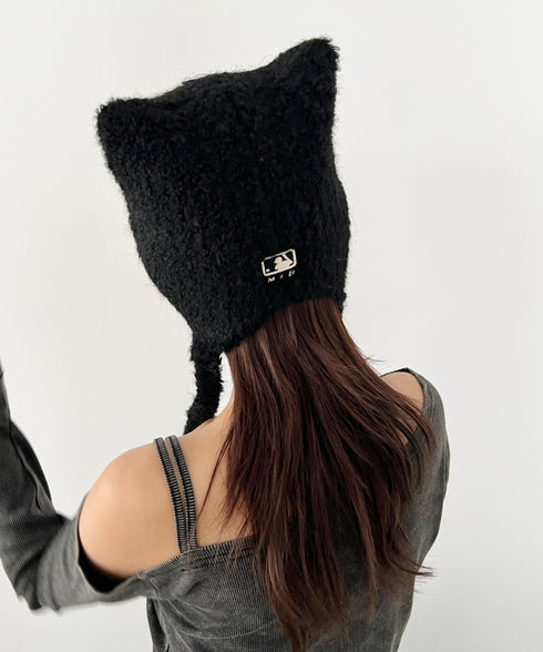 MLB KOREA(エムエルビーコリア)/猫耳 ねこ耳ビーニー 耳付き ロゴパッチ ワッペン ビーニー ニット帽 フラップニットキャップ/Miyaong Earflap Beanie | AT5254071 | ブラック