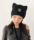 MLB KOREA(エムエルビーコリア)/猫耳 ねこ耳ビーニー 耳付き ロゴパッチ ワッペン ビーニー ニット帽 フラップニットキャップ/Miyaong Earflap Beanie | AT5254071 | ブラック