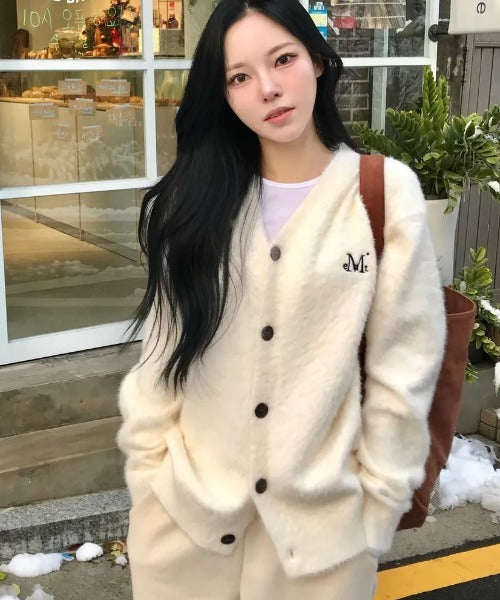 MUCENT(ムセント)/Vネック アンゴラ オーバーサイズ シャギー ニット カーディガン/POWDERY V-NECK ANGORA KNIT CARDIGAN | AT2254081 | アイボリー