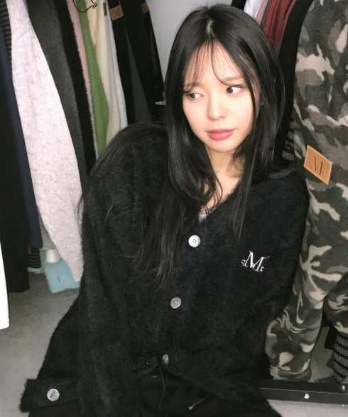 MUCENT(ムセント)/Vネック アンゴラ オーバーサイズ シャギー ニット カーディガン/POWDERY V-NECK ANGORA KNIT CARDIGAN | AT2254081 | ブラック