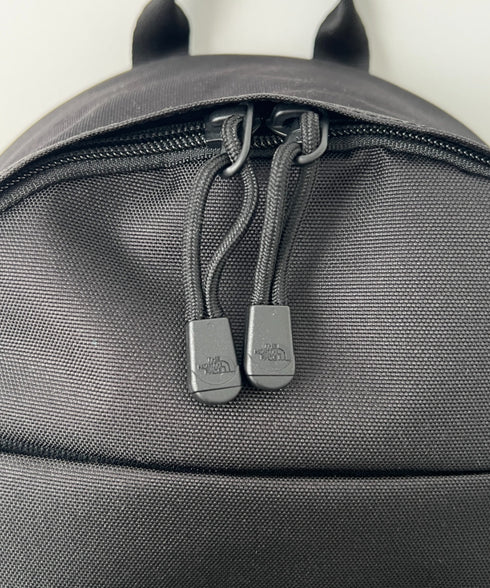 THE NORTH FACE(ザ・ノースフェイス)/軽量 大容量 A4収納 デイリーバックパック/STANDARD BACKPACK M | IM1254089 | ブラック