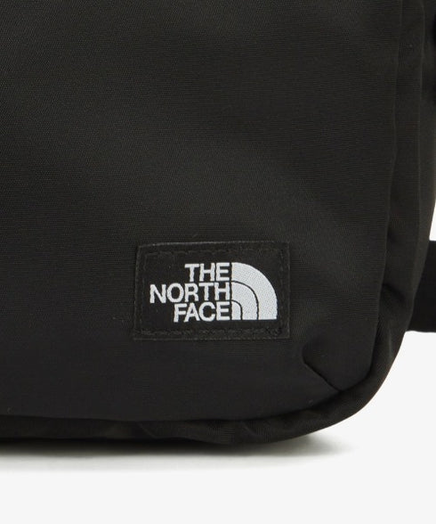 THE NORTH FACE(ザ・ノースフェイス)/軽量 スクエア ショルダーバッグ クロスバッグ/TRAVEL CROSS BAG S | IM1254100 | ブラック