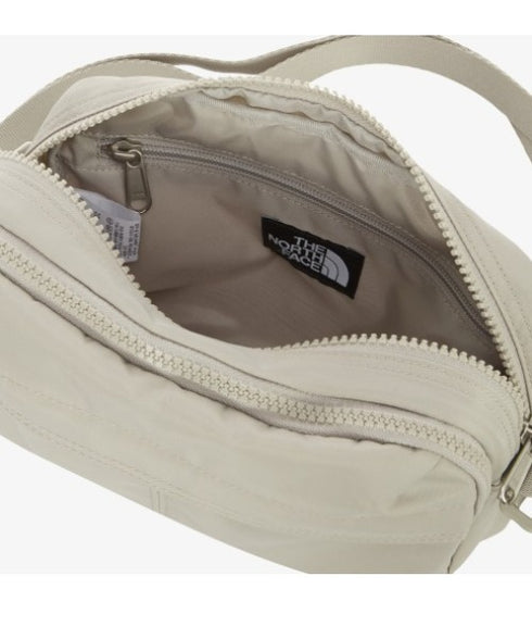 THE NORTH FACE(ザ・ノースフェイス)/軽量 スクエア ショルダーバッグ クロスバッグ/TRAVEL CROSS BAG S | IM1254100 | グレイッシュベージュ