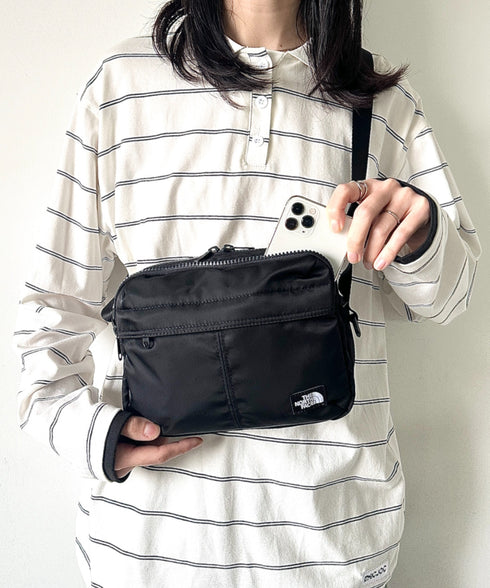 THE NORTH FACE(ザ・ノースフェイス)/軽量 スクエア ショルダーバッグ クロスバッグ/TRAVEL CROSS BAG S | IM1254100 | ブラック