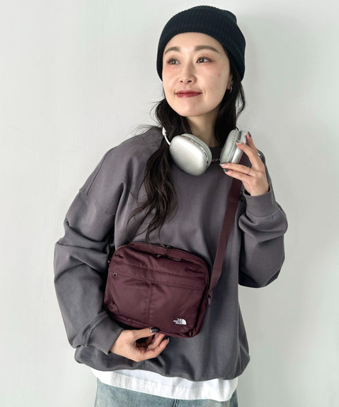 THE NORTH FACE(ザ・ノースフェイス)/軽量 スクエア ショルダーバッグ クロスバッグ/TRAVEL CROSS BAG S | IM1254100 | ワインレッド