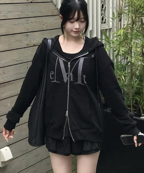MUCENT(ムセント)/配色 ロゴパッチ フルジップパーカー フーディー/WADI APPLIQUE LOGO HOOD ZIP-UP | AT2261002 | ブラック
