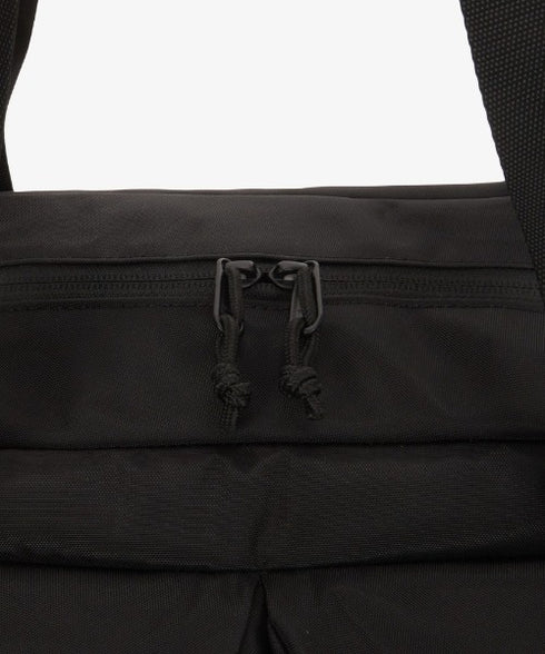 THE NORTH FACE(ザ・ノースフェイス)/A4収納可 軽量 ダッフルバッグ ショルダーバッグ ボストンバッグ ロゴプリント/SP DUFFLE BAG S | IM1261011 | ブラック