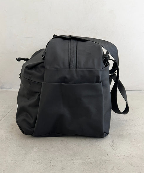 THE NORTH FACE(ザ・ノースフェイス)/A4収納可 軽量 ダッフルバッグ ショルダーバッグ ボストンバッグ ロゴプリント/SP DUFFLE BAG S | IM1261011 | ブラック