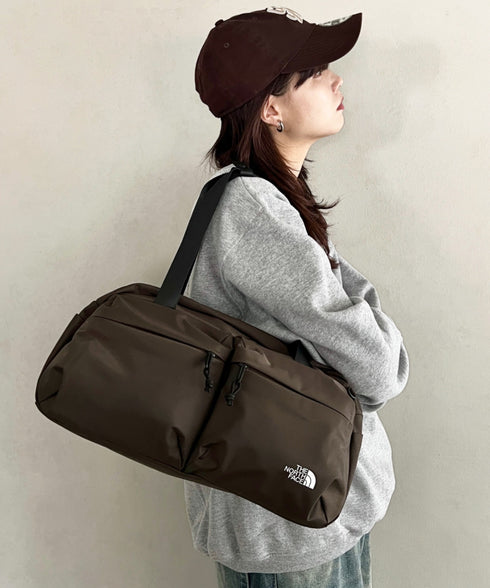 THE NORTH FACE(ザ・ノースフェイス)/A4収納可 軽量 ダッフルバッグ ショルダーバッグ ボストンバッグ ロゴプリント/SP DUFFLE BAG S | IM1261011 | ブラウン