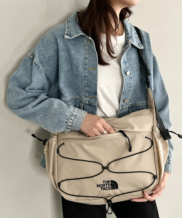 THE NORTH FACE(ザ・ノースフェイス)/軽量 A4収納可 大容量 メッセンジャーバッグ ショルダーバッグ/BOREALIS SOFT MESSENGER | IM1261012 | ベージュ