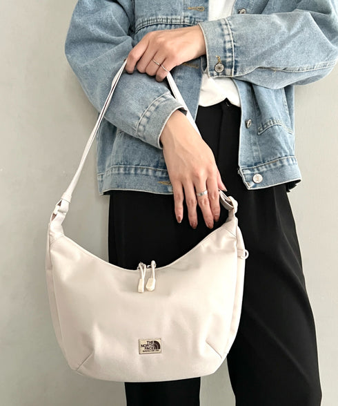 THE NORTH FACE(ザ・ノースフェイス)/軽量 ミニショルダーバッグ ホーボーバッグ クロスバッグ/ STANDARD HOBO BAG S | IM1261014 | クリーム