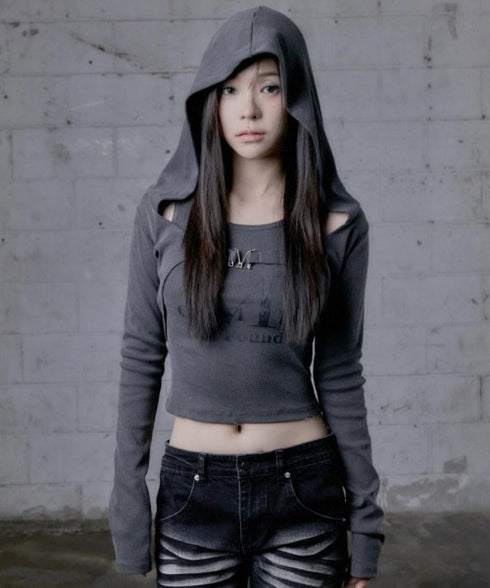 MUCENT(ムセント)/クロップド丈 メタルロゴ フード レイヤード ボレロ/OPEL METAL LOGO HOOD BOLERO | AT2261017 | チャコールグレー