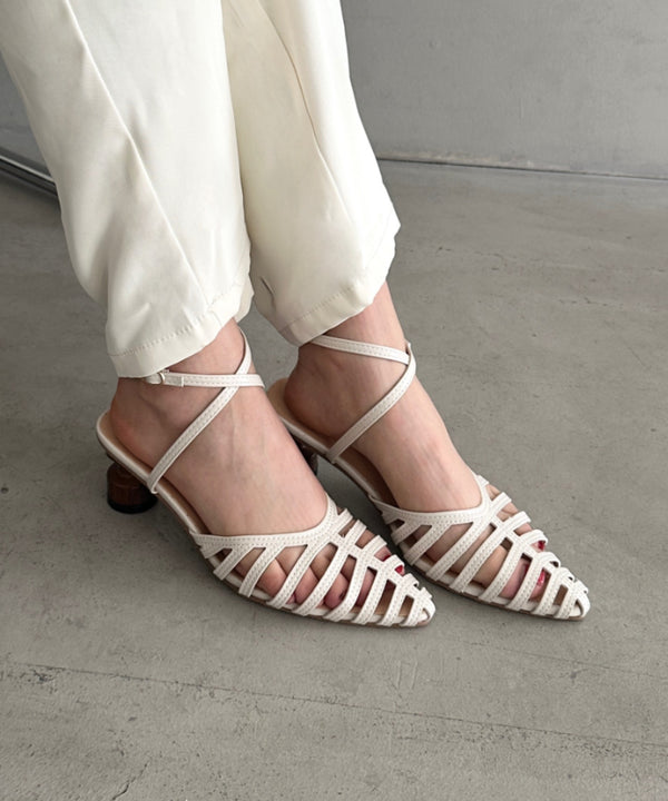 ポインテッドトゥ グルカサンダル ウッドヒール | MD3265025 | アイボリー