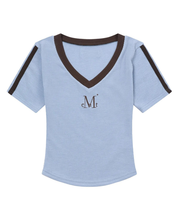 MUCENT(ムセント)/Vネック ライン クロップド ハーフ スリーブ Tシャツ/BINDING TRACK LINE HALF SLEEVE T | AT2261035 | ライトブルー