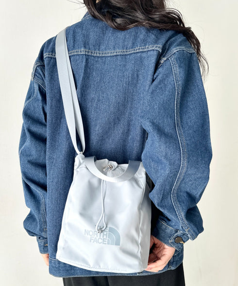 THE NORTH FACE(ザ・ノースフェイス)/ロゴプリント 軽量 巾着バッグ バケットバッグ ミニショルダーバッグ/BONNEY BUCKET BAG MINI | IM1261039 | ブルー