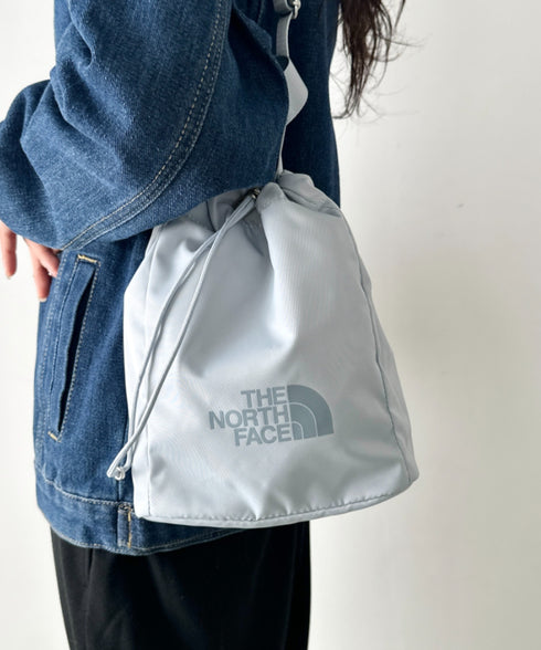 THE NORTH FACE(ザ・ノースフェイス)/ロゴプリント 軽量 巾着バッグ バケットバッグ ミニショルダーバッグ/BONNEY BUCKET BAG MINI | IM1261039 | ブルー