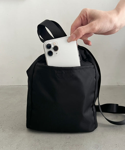 THE NORTH FACE(ザ・ノースフェイス)/ロゴプリント 軽量 巾着バッグ バケットバッグ ミニショルダーバッグ/BONNEY BUCKET BAG MINI | IM1261039 | ブラック