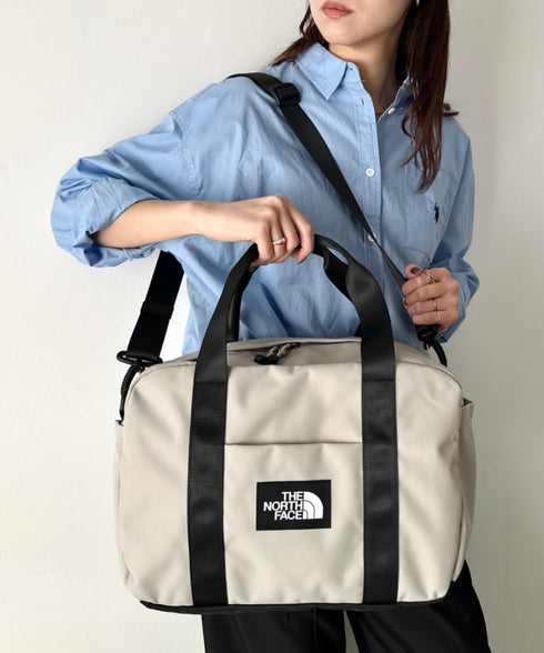 THE NORTH FACE(ザ・ノースフェイス)/大容量 2WAY ヘリテージ カーゴ ボストン ショルダーバッグ/HERITAGE CARGO_PLUS | IM1261042 | グレイッシュベージュ