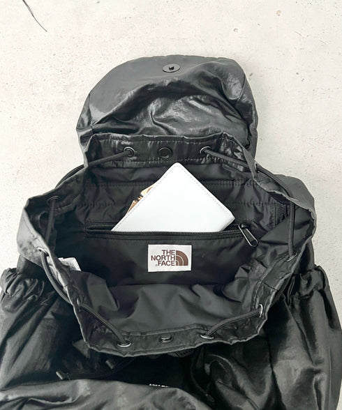 【国内未発売】THE NORTH FACE(ザ・ノースフェイス)/軽量 シャーリング リボン メタルロゴ リュック バックパック/BONNEY SR BACKPACK MINI | IM1261047 | ブラック