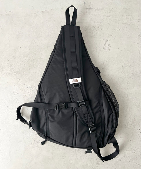 THE NORTH FACE(ザ・ノースフェイス)/軽量 A4 PC収納可 ボディバッグ ワンショルダーバッグ エレクトロン スリングバッグ/ELECTRON SLING BAG | IM1261051 | ブラック