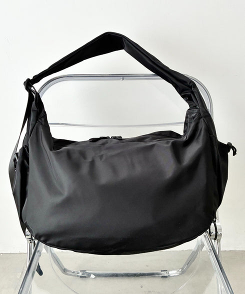 THE NORTH FACE(ザ・ノースフェイス)/軽量 大容量 ロゴプリント ホーボーバッグ ショルダーバッグ/URBAN HOBO BAG L | IM1262003 | ブラック