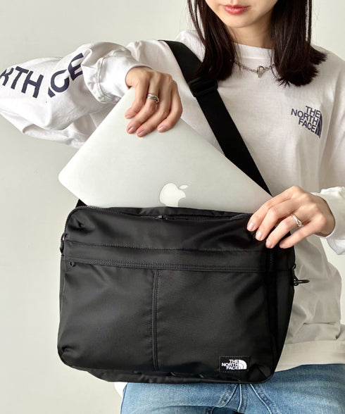 【】THE NORTH FACE(ザ・ノースフェイス)/軽量 スクエア ショルダーバッグ クロスバッグ/TRAVEL CROSS BAG L | IM1262004 | ブラック