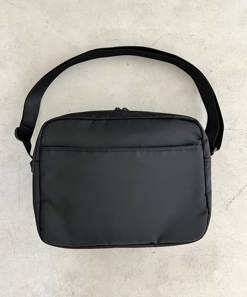 【】THE NORTH FACE(ザ・ノースフェイス)/軽量 スクエア ショルダーバッグ クロスバッグ/TRAVEL CROSS BAG L | IM1262004 | ブラック