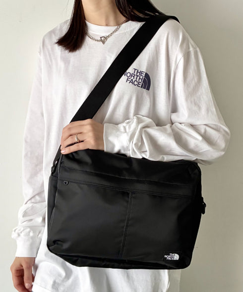 【】THE NORTH FACE(ザ・ノースフェイス)/軽量 スクエア ショルダーバッグ クロスバッグ/TRAVEL CROSS BAG L | IM1262004 | ブラック