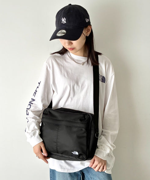 【】THE NORTH FACE(ザ・ノースフェイス)/軽量 スクエア ショルダーバッグ クロスバッグ/TRAVEL CROSS BAG L | IM1262004 | ブラック