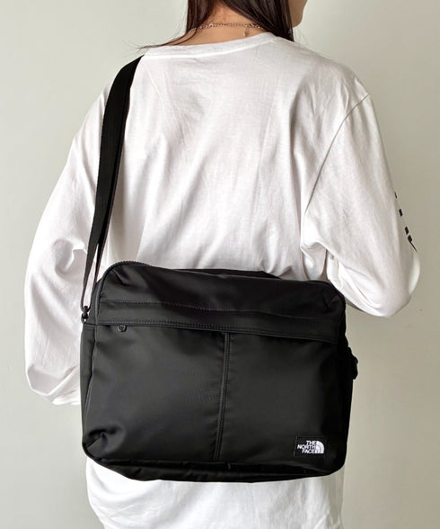 【】THE NORTH FACE(ザ・ノースフェイス)/軽量 スクエア ショルダーバッグ クロスバッグ/TRAVEL CROSS BAG L | IM1262004 | ブラック