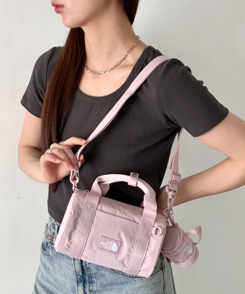 【】THE NORTH FACE(ザ・ノースフェイス)/軽量 ショルダー ロゴプリント ブリーズ ロール クロス バッグ/BREEZE ROLL CROSS BAG | IM1262012 | ピンク