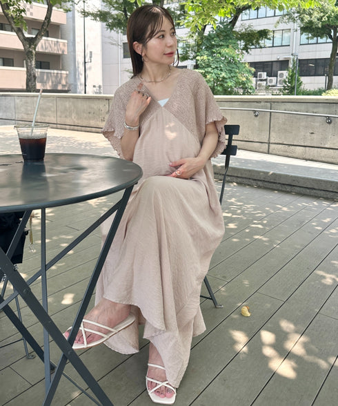 【マタニティ】産前・産後◎Vネックシャーリングロングワンピース Vネックデザインマタニティワンピース Vネックシャーリング楽々ワンピ サイドポケット付き■動画あり | MD2265052 | ベージュ