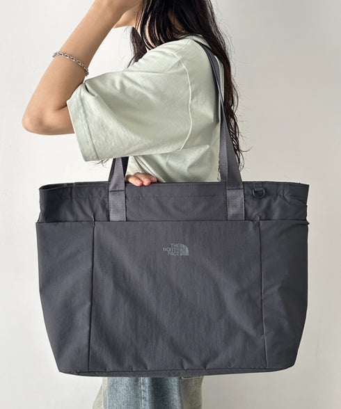 【】THE NORTH FACE(ザ・ノースフェイス)/PC A4収納可 大容量 トートバッグ ロゴプリント / LINDEN TOTE BAG | IM1262021 | チャコールグレー