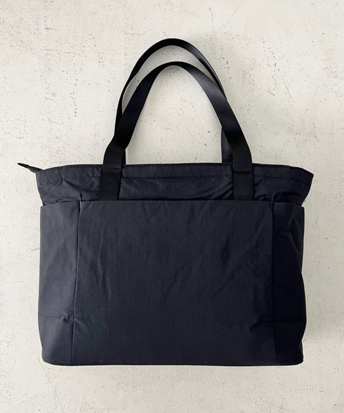 【】THE NORTH FACE(ザ・ノースフェイス)/PC A4収納可 大容量 トートバッグ ロゴプリント / LINDEN TOTE BAG | IM1262021 | ブラック