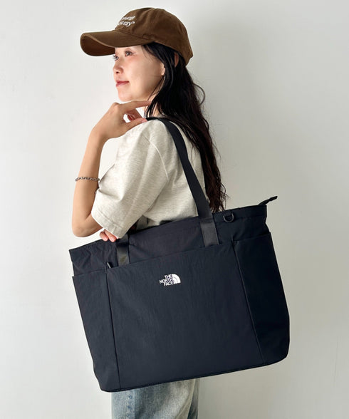 【】THE NORTH FACE(ザ・ノースフェイス)/PC A4収納可 大容量 トートバッグ ロゴプリント / LINDEN TOTE BAG | IM1262021 | ブラック