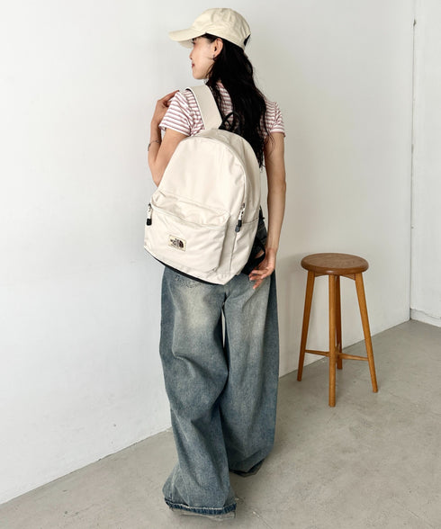 【】THE NORTH FACE(ザ・ノースフェイス)/PC・A4収納可能 軽量 通勤通学 リュック バックパック/STANDARD DAYPACK | IM1262026 | クリーム