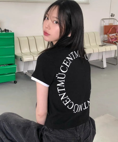 MUCENT(ムセント)/バックロゴ 配色 リングカラー クロップド 半袖 Tシャツ/RINGER HALF T | AT2262043 | ブラック