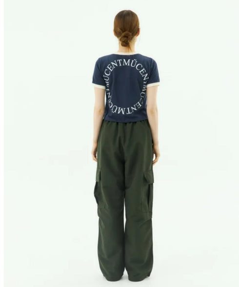 MUCENT(ムセント)/バックロゴ 配色 リングカラー クロップド 半袖 Tシャツ/RINGER HALF T | AT2262043 | ネイビー