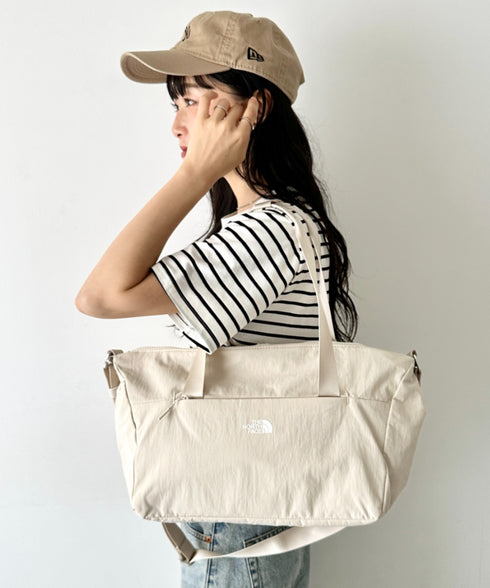 【】THE NORTH FACE(ザ・ノースフェイス)/2WAY 大容量 PC収納可 ショルダー トラベル ダッフルバッグ ロゴプリント/LINDEN DUFFLE BAG S | IM1262063 | クリーム