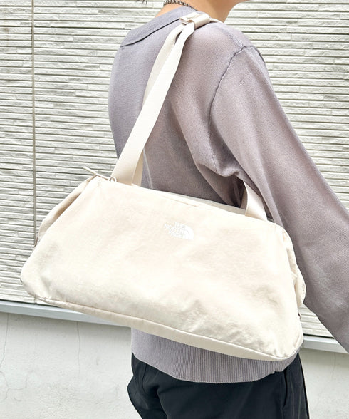 【】THE NORTH FACE(ザ・ノースフェイス)/2WAY 大容量 PC収納可 ショルダー トラベル ダッフルバッグ ロゴプリント/LINDEN DUFFLE BAG S | IM1262063 | クリーム