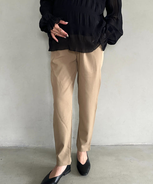 【マタニティ】お腹楽々のびのびマタニティテーパードパンツ 美シルエット | MD2265098 | ベージュ