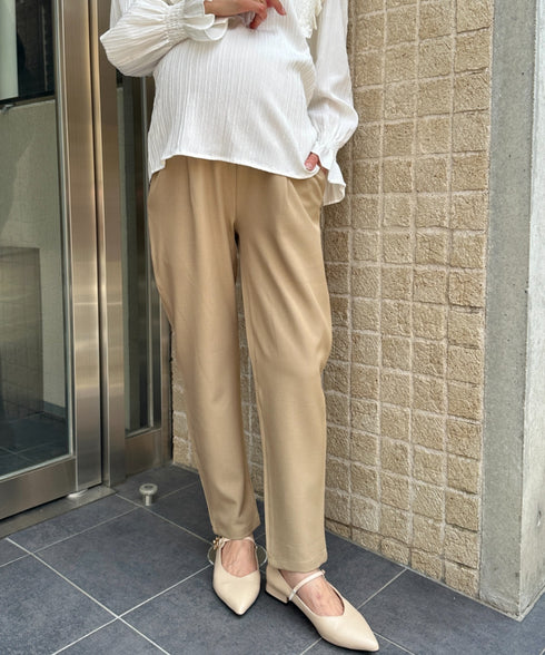 【マタニティ】お腹楽々のびのびマタニティテーパードパンツ 美シルエット | MD2265098 | ベージュ