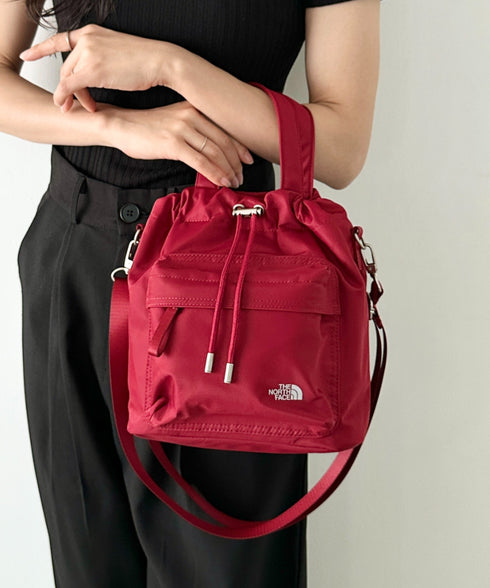 【】THE NORTH FACE(ザ・ノースフェイス)/2WAY ショルダーバッグ ロゴプリント トラベルバケットバッグ/TRAVEL BUCKET BAG | IM1262070 | レッド