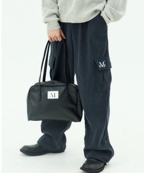 MUCENT(ムセント)/軽量 A4収納可 ロゴパッチ ショルダー トートバッグ/TIVE LEATHER SHOULDER BAG UNISEX | AT1262071 | ブラック