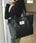 MUCENT(ムセント)/軽量 A4サイズ収納可 ロゴパッチ サイド ジッパー ショルダー トート バッグ/RIENNE SIDE ZIPPER LEATHER SHOULDER BAG | AT1262072 | ブラック