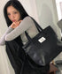 MUCENT(ムセント)/軽量 A4サイズ収納可 ロゴパッチ サイド ジッパー ショルダー トート バッグ/RIENNE SIDE ZIPPER LEATHER SHOULDER BAG | AT1262072 | ブラック
