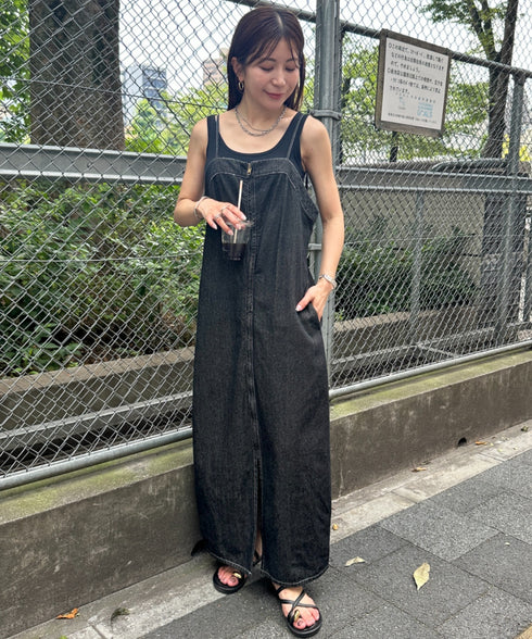 高身長さんも嬉しい♪LONGサイズ展開有 フロントジップデニムロングジャンパースカート デニムジャンスカ | MD2262063 | ブラック