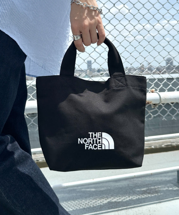 THE NORTH FACE(ザ・ノースフェイス)/ミニキャンバストートバッグ サブバッグ ロゴプリント コットントート/TNF LOGO COTTON BAG S | IM1262086 | ブラック
